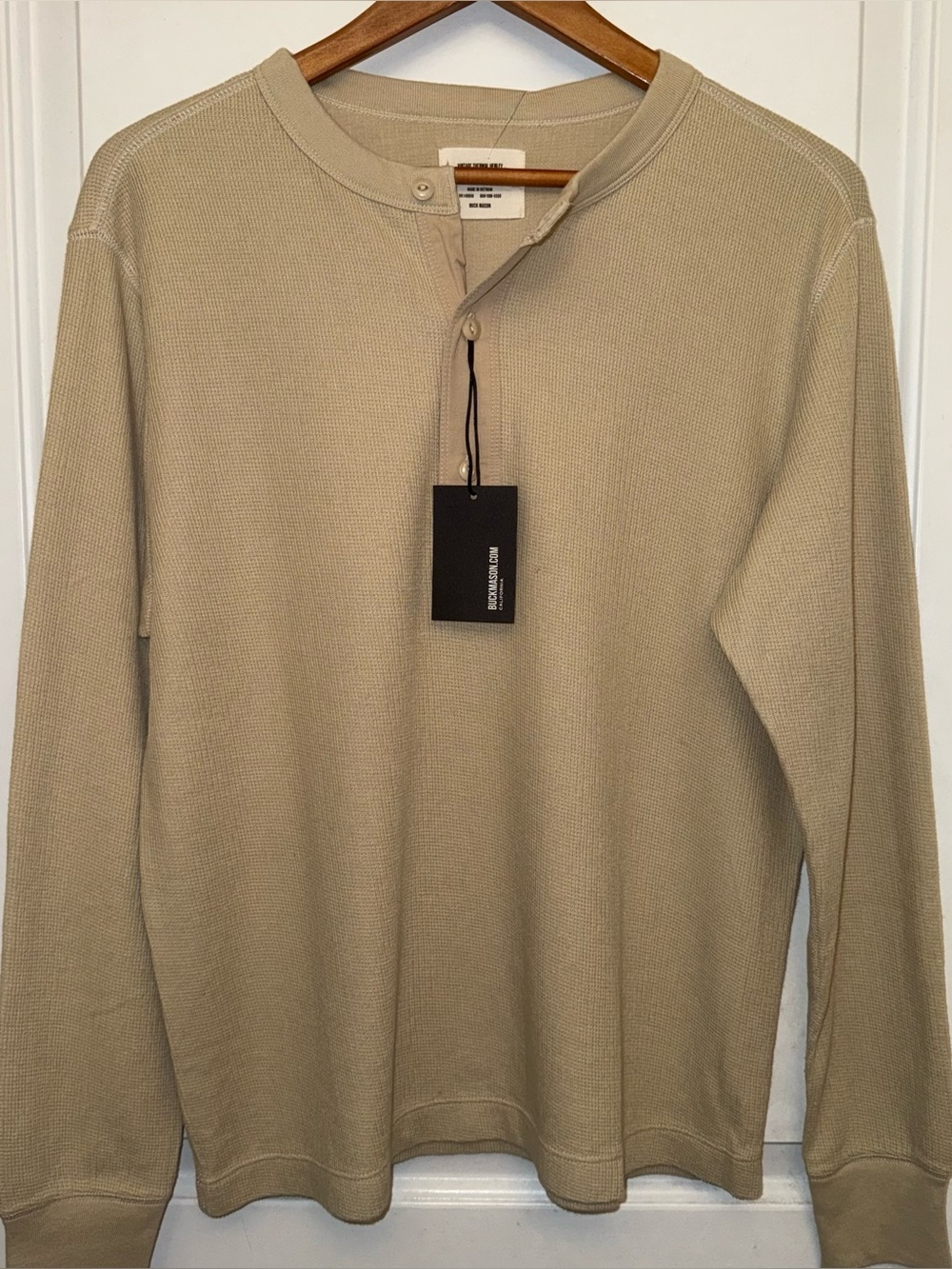 Buck Mason NWT Vintage Thermal Henley in “Sand Dune”